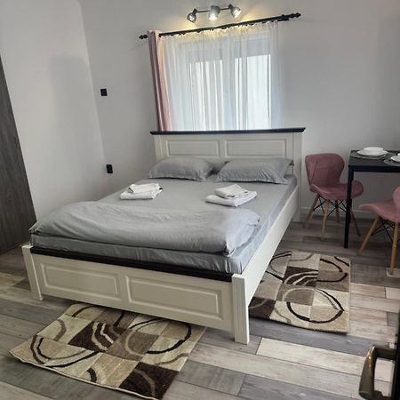 Compact House Appartement Cluj-Napoca Buitenkant foto