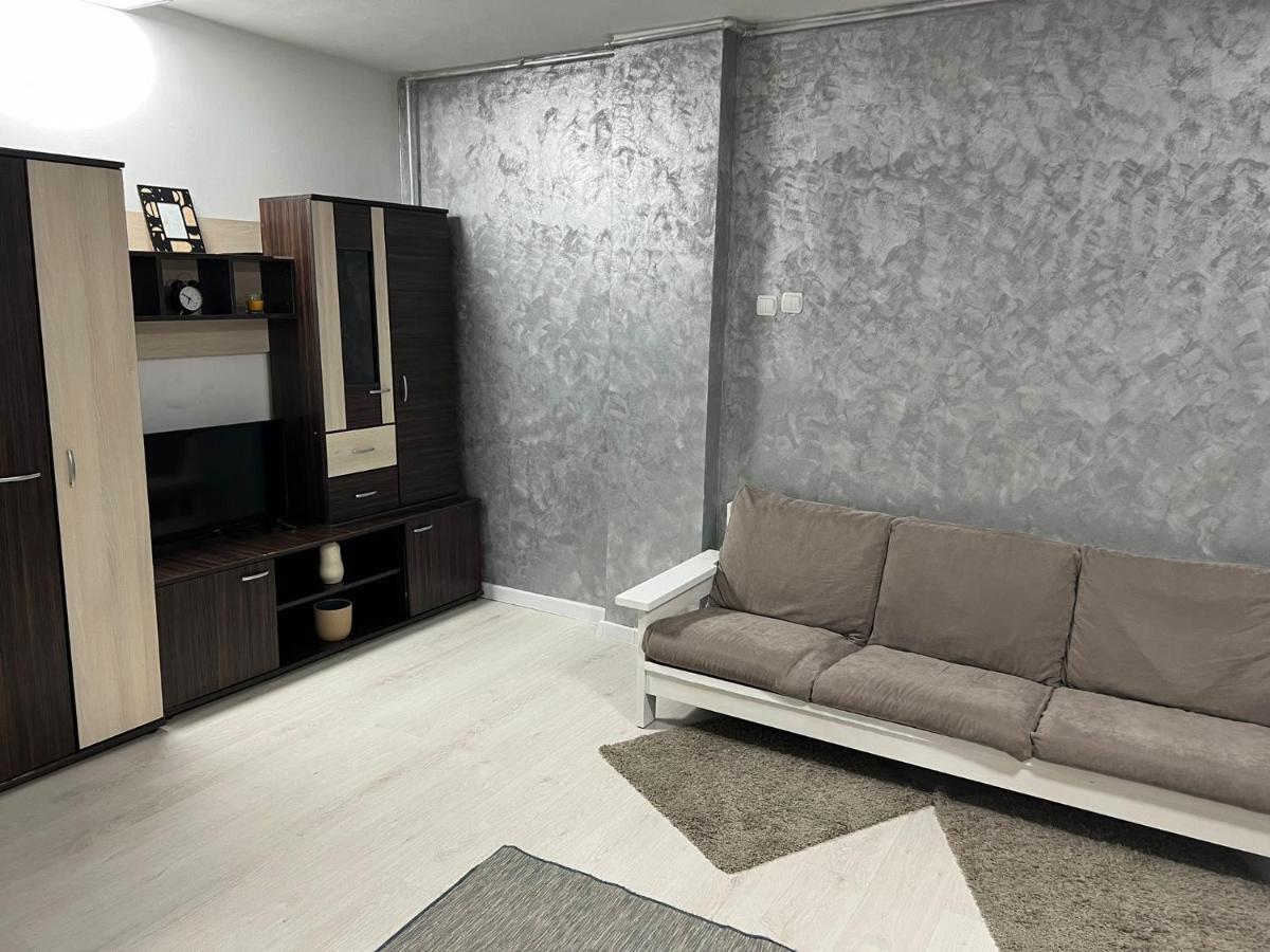 Compact House Appartement Cluj-Napoca Buitenkant foto