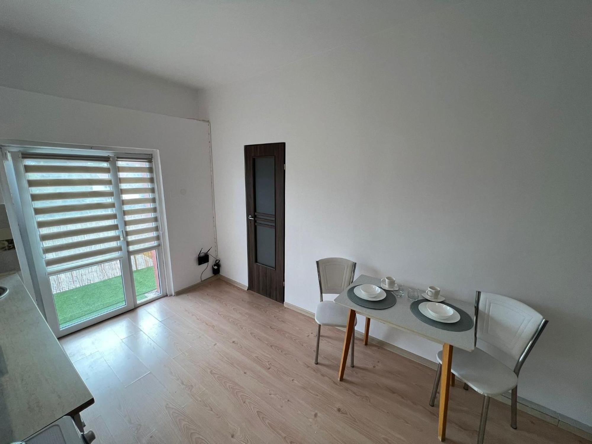 Compact House Appartement Cluj-Napoca Buitenkant foto
