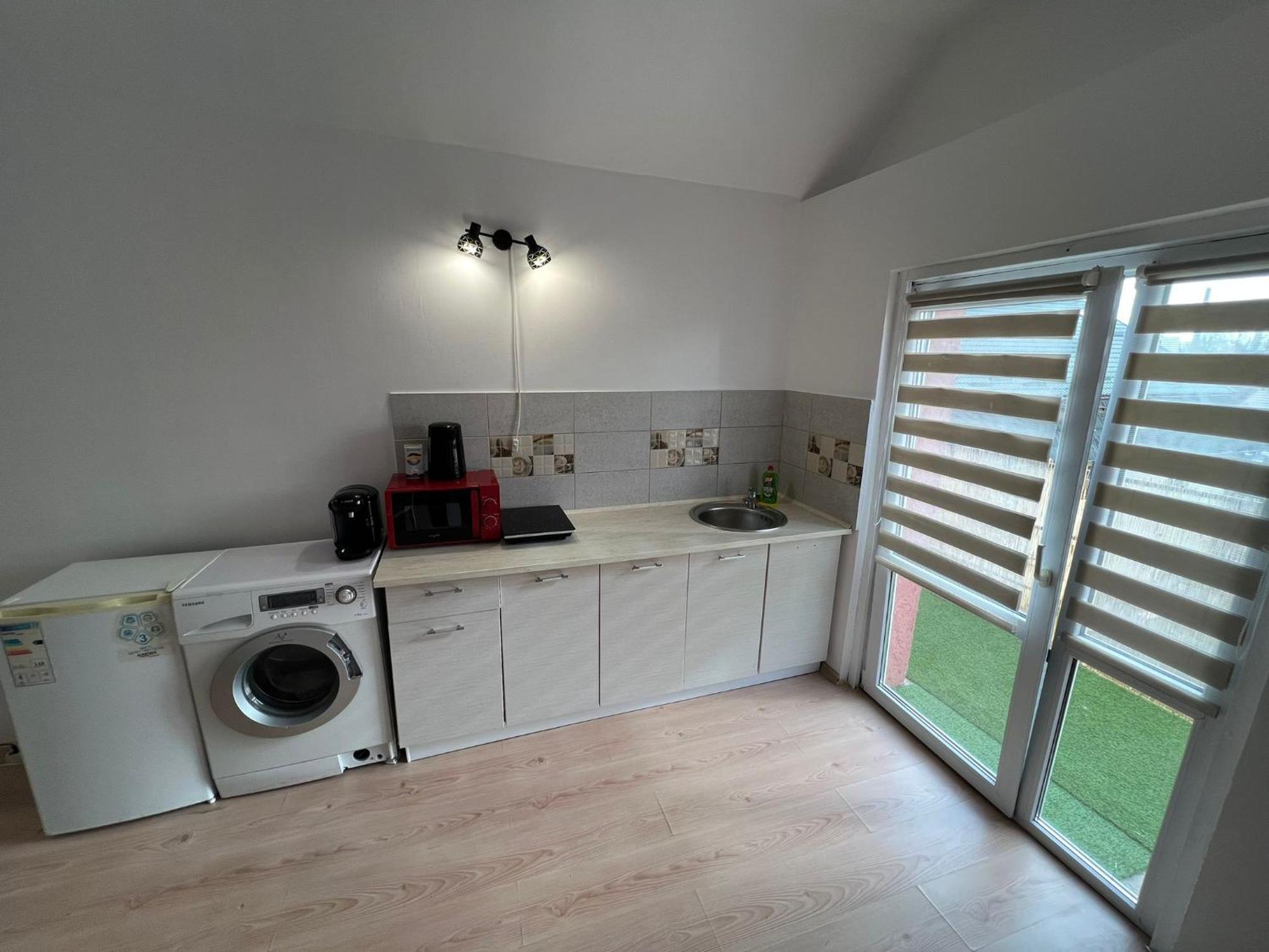 Compact House Appartement Cluj-Napoca Buitenkant foto
