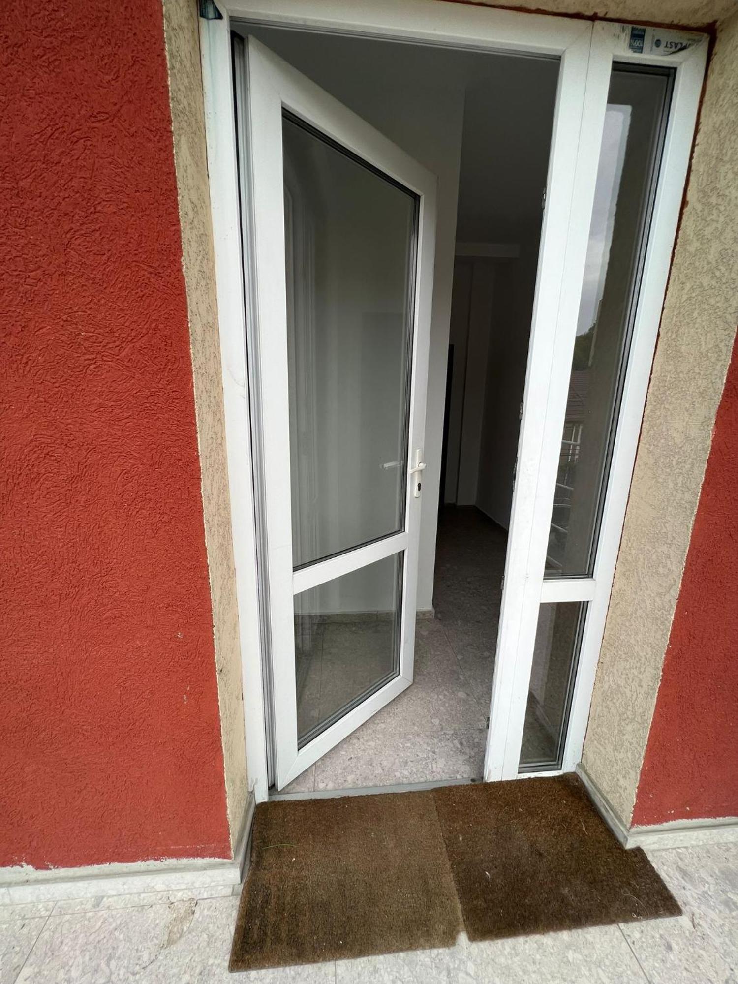 Compact House Appartement Cluj-Napoca Buitenkant foto