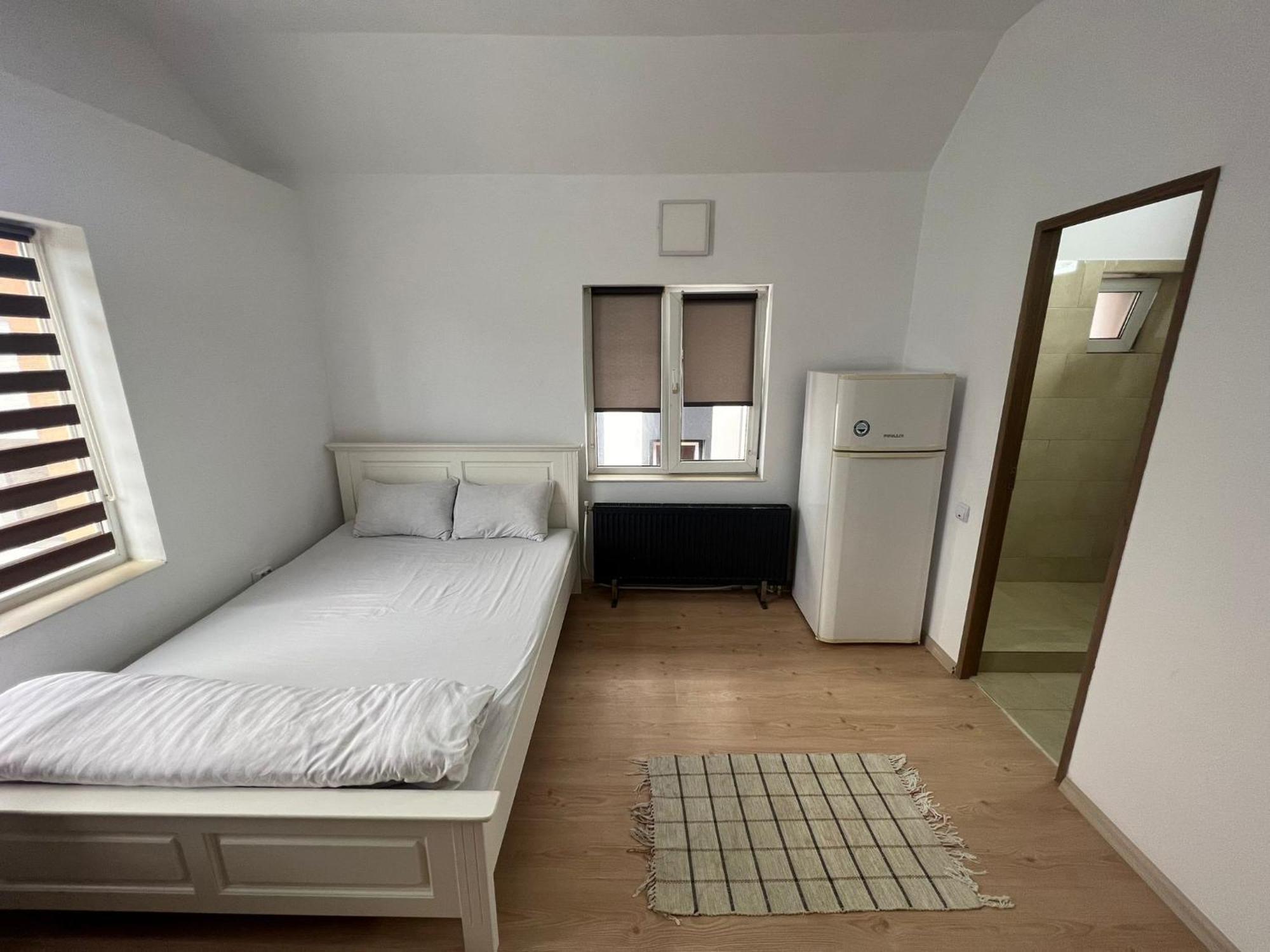 Compact House Appartement Cluj-Napoca Buitenkant foto