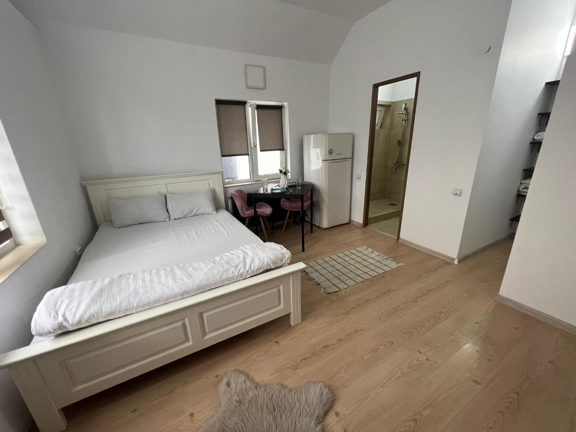 Compact House Appartement Cluj-Napoca Buitenkant foto