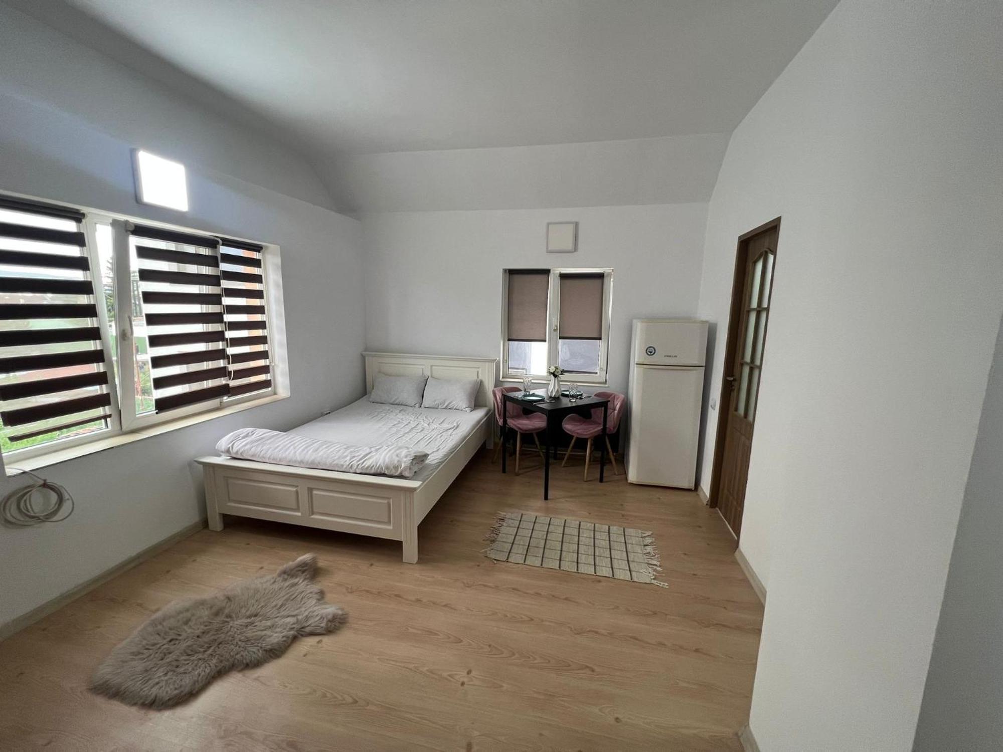 Compact House Appartement Cluj-Napoca Buitenkant foto